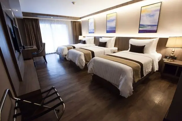 Premier Triple Room