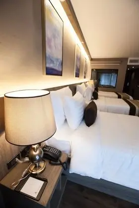 Premier Triple Room