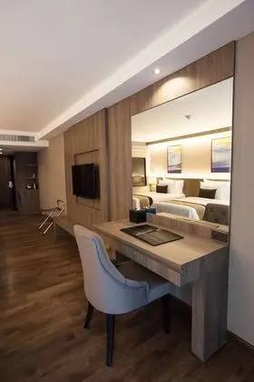 Premier Triple Room