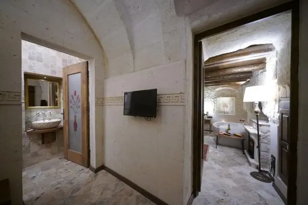 Cave Aile Odası, , Şömineli ve Jakuzili