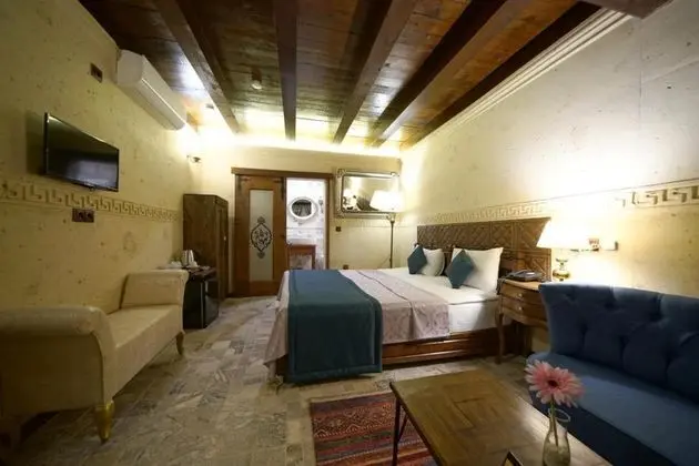 Standart Taş Oda, Avlu Manzaralı