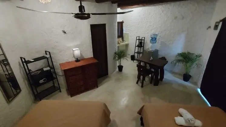 Traditional Tek Büyük Yataklı Oda