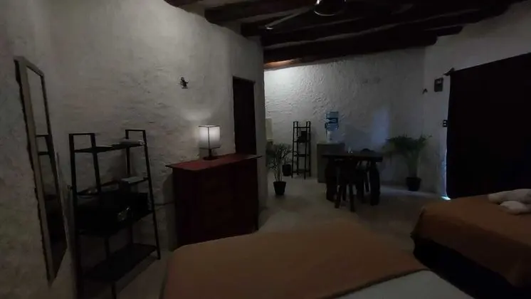 Traditional Tek Büyük Yataklı Oda