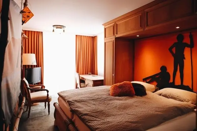 Tek Büyük Yataklı Oda