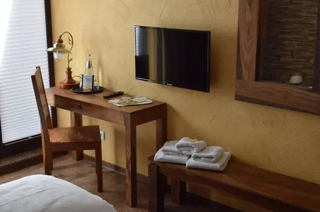 Tek Büyük Yataklı Oda