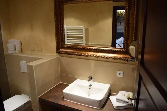 Tek Büyük Yataklı Oda