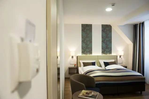 Design Tek Büyük Yataklı Oda (POP)