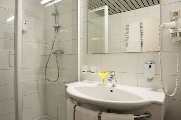 Design Tek Büyük Yataklı Oda (POP)