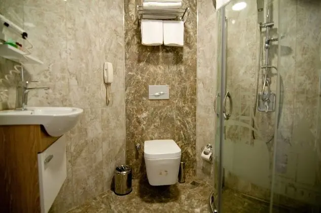 Standard Tek Büyük veya İki Ayrı Yataklı Oda