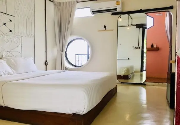 Mini Studio (Double Bed)