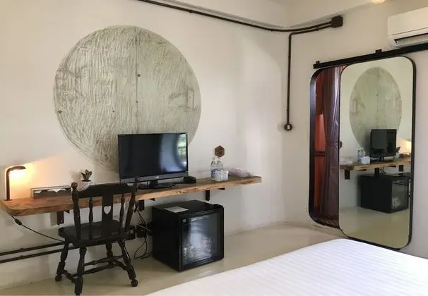 Mini Studio (Double Bed)