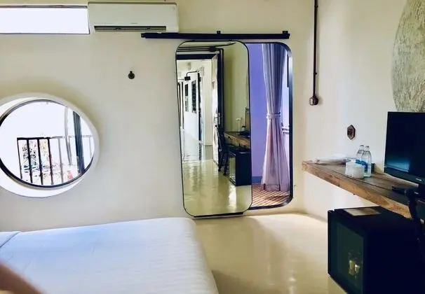 Mini Studio (Twin beds)