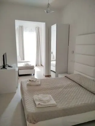 Classic Üç Kişilik Oda, Avlu Manzaralı