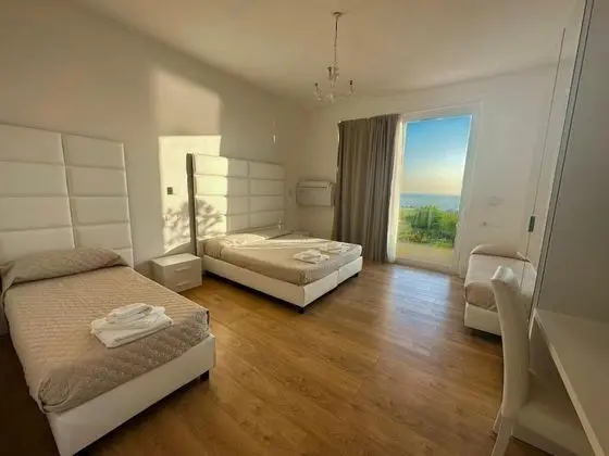 Romantic Dört Kişilik Oda, Deniz Manzaralı