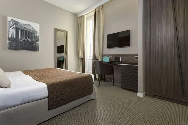 Comfort Tek Büyük Yataklı Oda