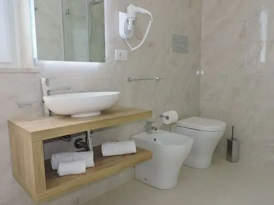 Superior Üç Kişilik Oda, Balkon