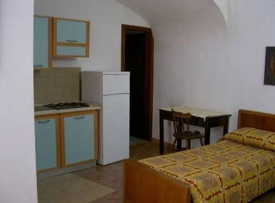Üç Kişilik Oda