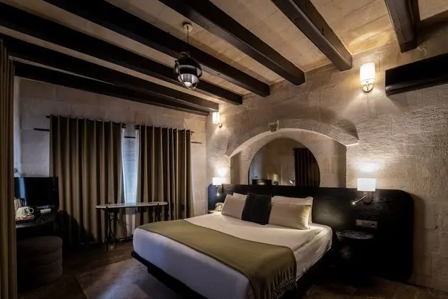 Stone Room