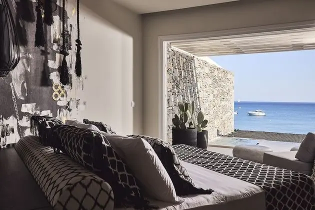 Signature Süit, Sıcak Su Küveti, Deniz Manzaralı