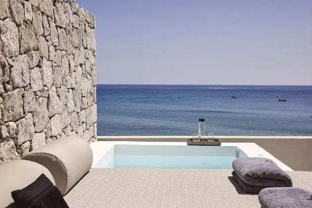 Suite Mini Pool Sea View