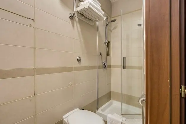Economy Tek Büyük Yataklı Oda