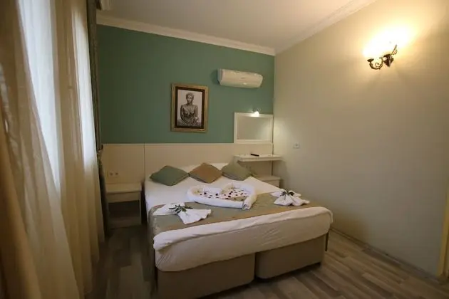 Standard Tek Büyük veya İki Ayrı Yataklı Oda, Deniz Manzaralı