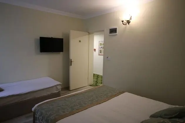 Standart Oda Fransız Balkonlu - Çift Kişilik