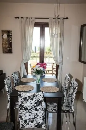 Villa, 4 Yatak Odası, Kişiye Özel Havuzlu