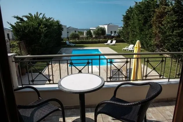Villa, 4 Yatak Odası, Kişiye Özel Havuzlu