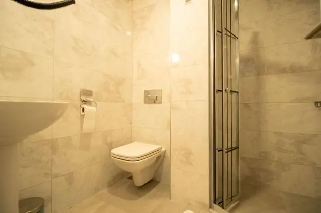 Standart Fransız Balkonlu Oda, Kısmi Deniz Manzaralı