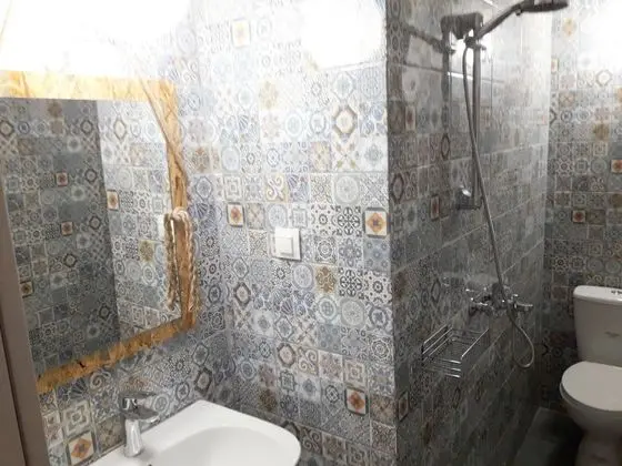 Standard Stüdyo, Kısmi Deniz Manzaralı