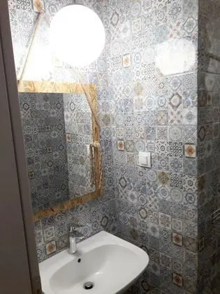 Standard Stüdyo, Kısmi Deniz Manzaralı