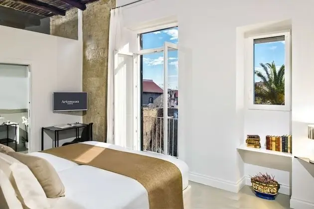 Tek Büyük veya İki Ayrı Yataklı Oda, Balkon, Bahçe Manzaralı (Corisca)