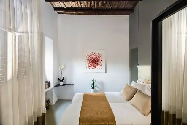 Tek Büyük veya İki Ayrı Yataklı Oda, Balkon, Bahçe Manzaralı (Corisca)