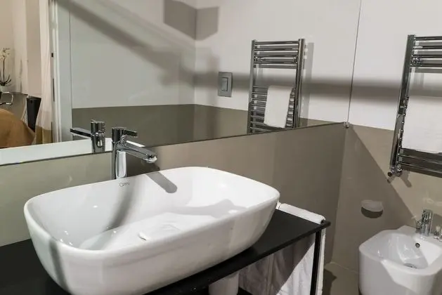 Tek Büyük veya İki Ayrı Yataklı Oda, Balkon, Bahçe Manzaralı (Corisca)