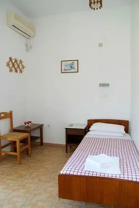 Standard Üç Kişilik Oda