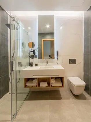 Standart Oda, Şehir veya Dağ Manzaralı, Balkonlu
