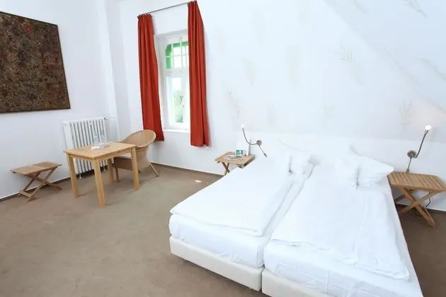 Superior Tek Büyük veya İki Ayrı Yataklı Oda