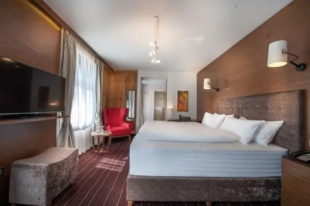 Premium Tek Büyük Yataklı Oda, Balkon, Dağ Manzaralı