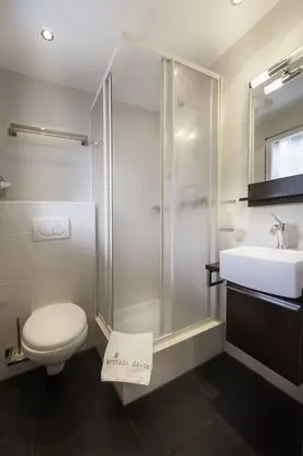 Premium Tek Büyük Yataklı Oda, Balkon, Dağ Manzaralı