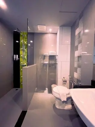Superior Tek Büyük veya İki Ayrı Yataklı Oda