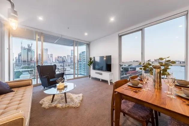 Panoramic Tek Büyük Yataklı Oda