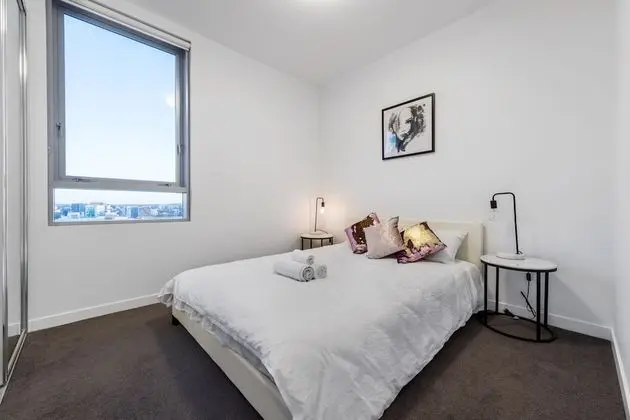 Panoramic Tek Büyük Yataklı Oda