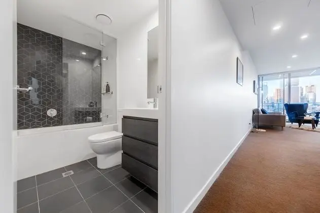 Panoramic Tek Büyük Yataklı Oda