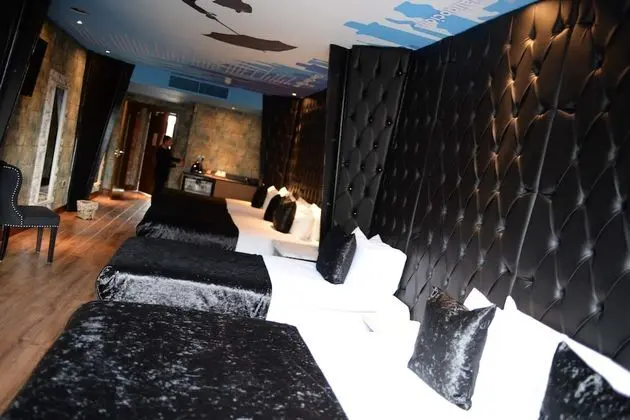 Luxury Oda, Jakuzi (sleeps 6)