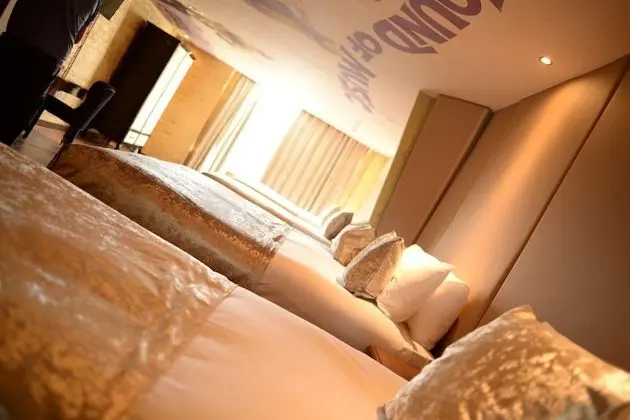 Luxury Oda, Jakuzi (sleeps 6)