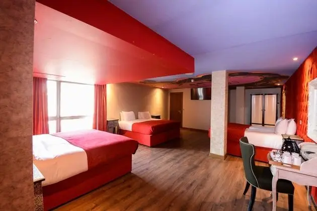Luxury Oda, Jakuzi (sleeps 6)