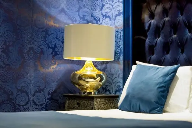 Luxury Tek Büyük Yataklı Oda, Jakuzi (sleeps 4)