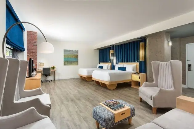 Junior Suite with Balcony