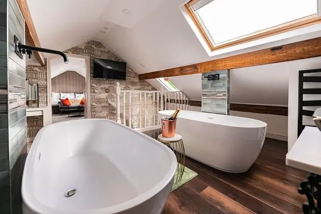 Çatı Katı Süiti (Penthouse), Banyolu/Duşlu (Thomas Shelby Suite)